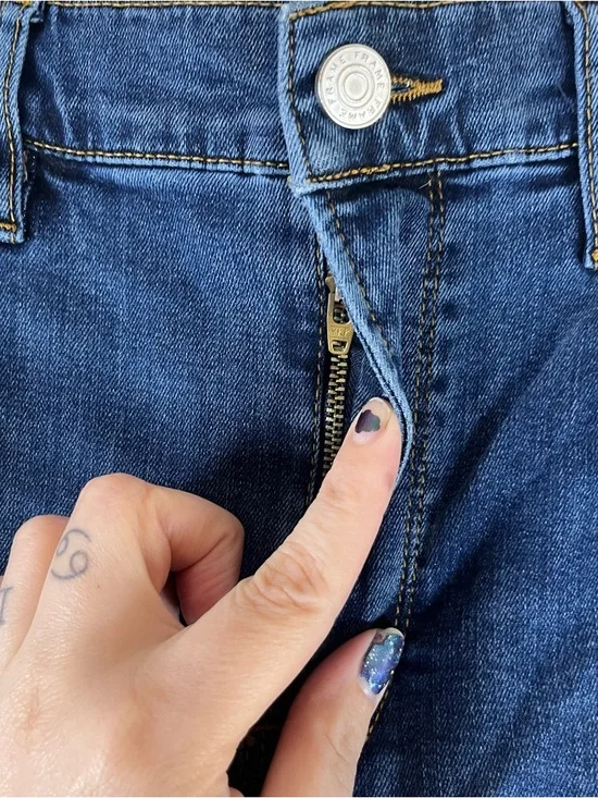 Frame High Rise Le Palazzo Wide Leg Jeans in Orlena - Picture 6 of 15